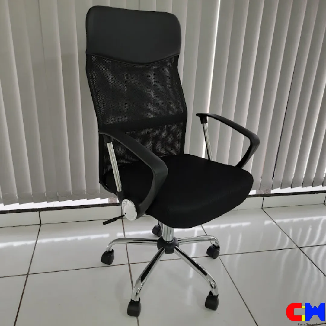 Cadeira de Escritório Giratória com Encosto Alto Tela Mesh e Base Cromada Sistema Relax Smart